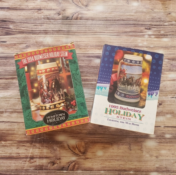 Set of TWO Budweiser Holiday Steins - Picture 2 of 4